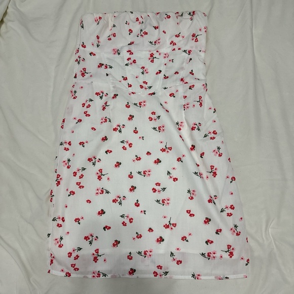 Princess Polly Floral Mini Dress - Picture 4 of 6